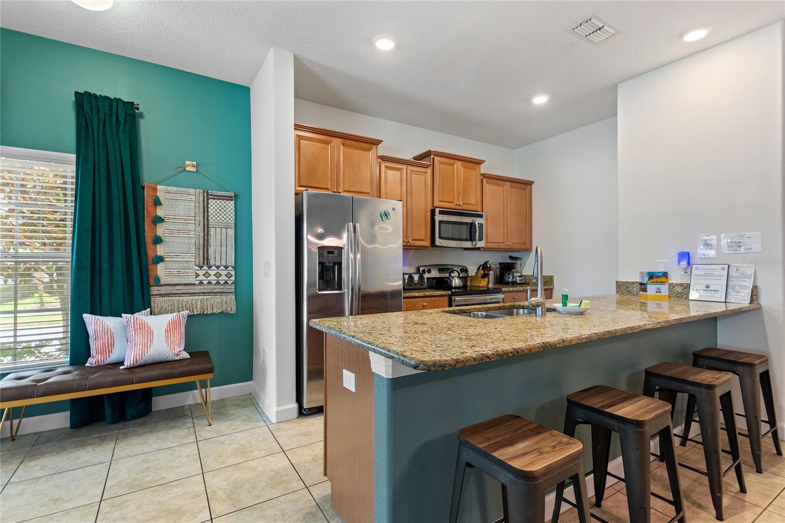 STOREY LAKE - Residential