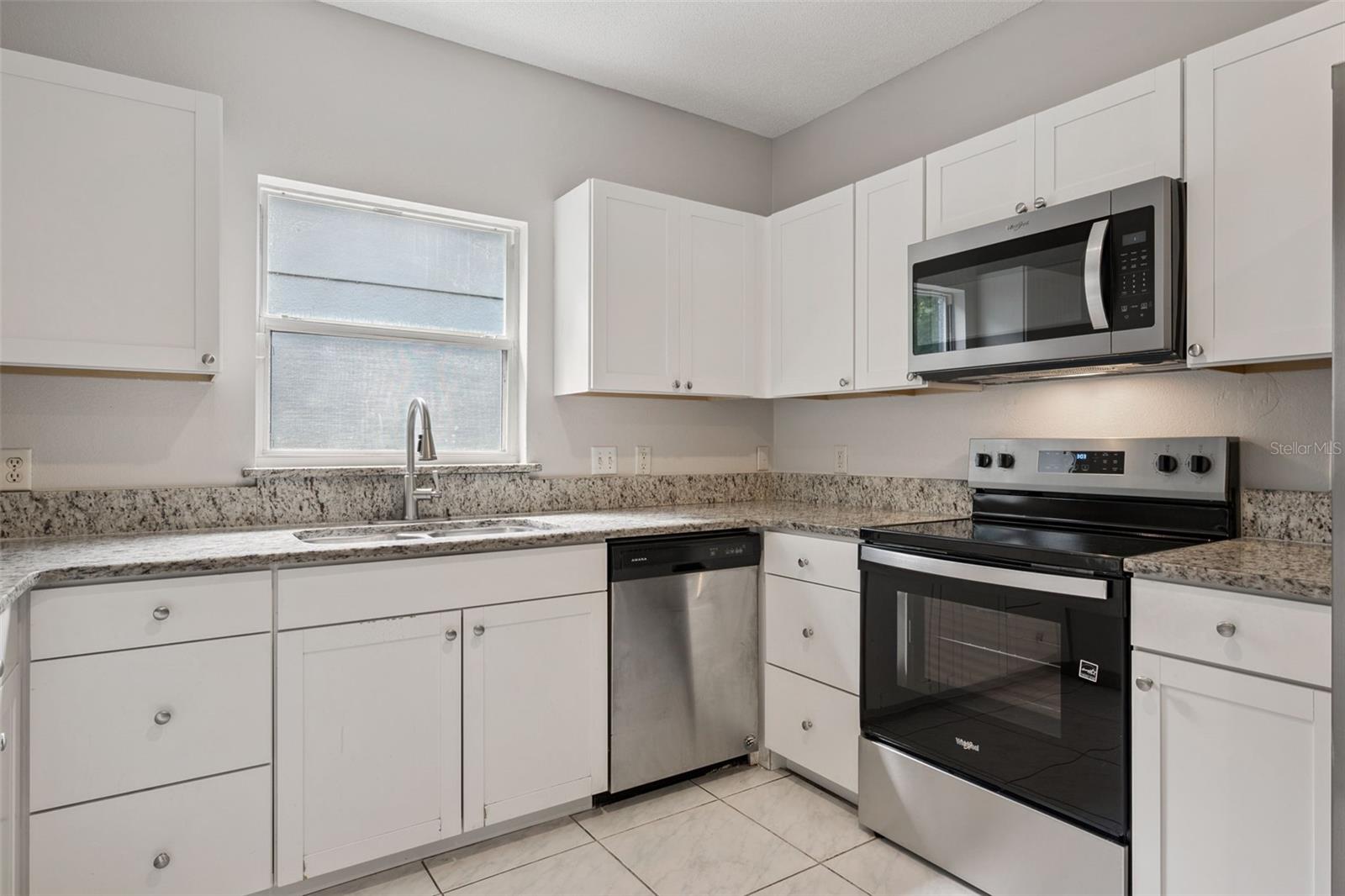 ECON RIVER ESTATES - Residential