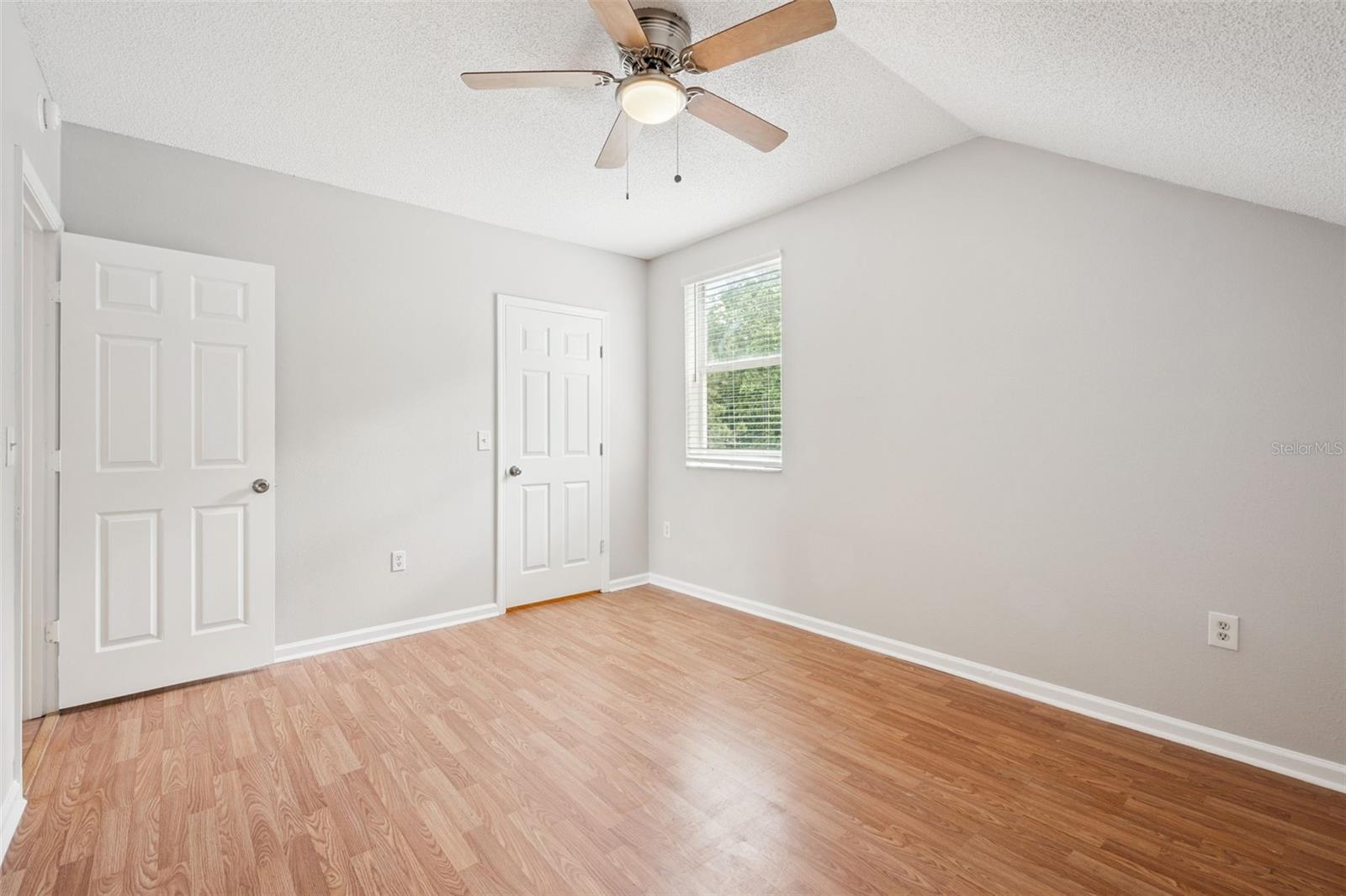 ECON RIVER ESTATES - Residential