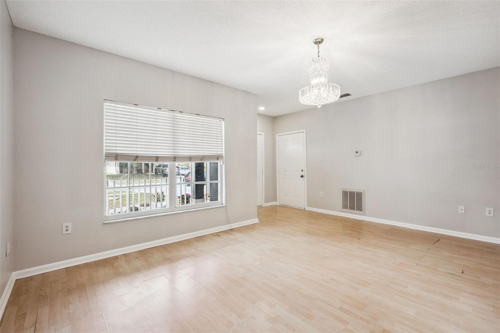 ECON RIVER ESTATES - Residential