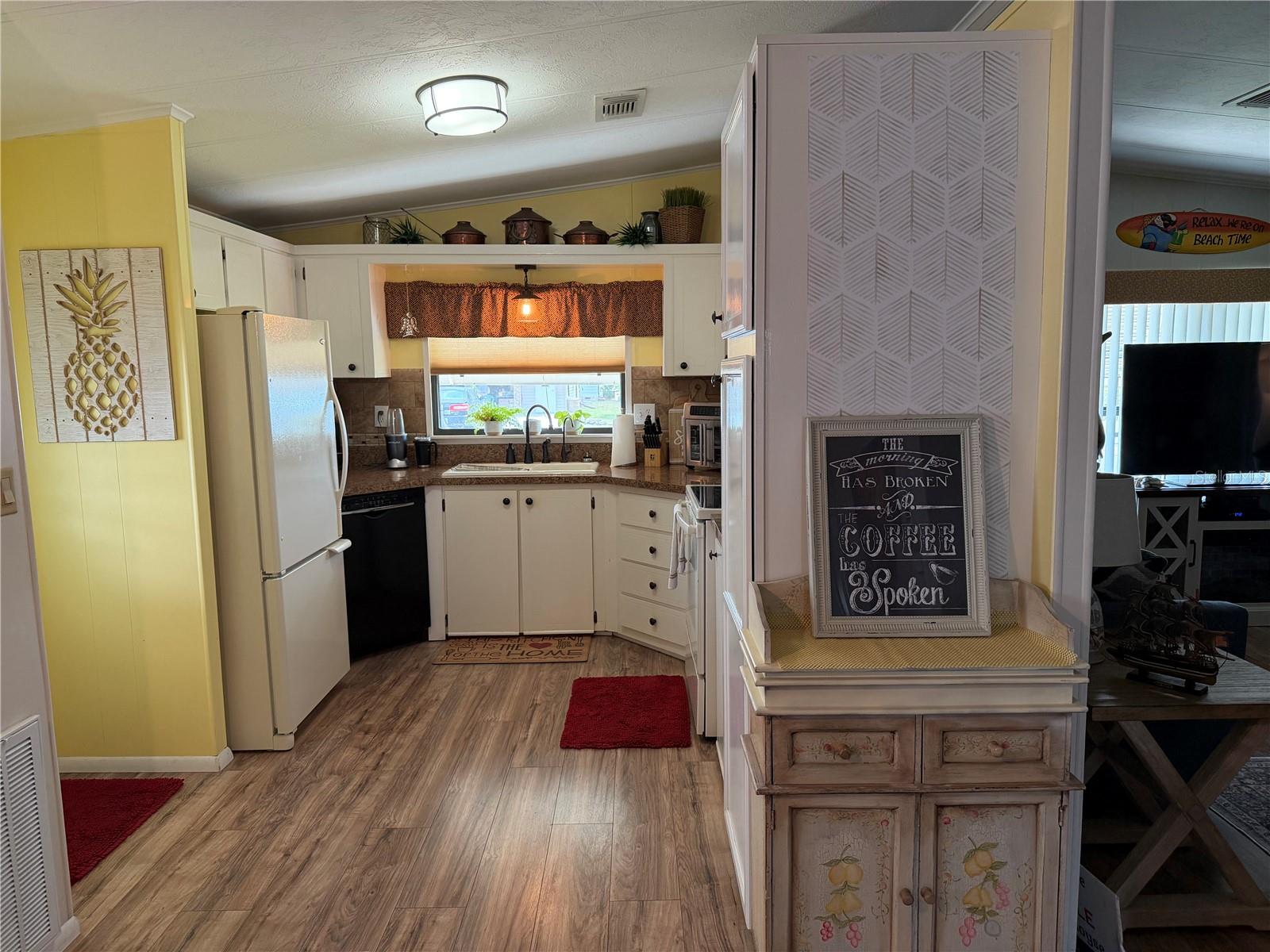 111 WINTERBERRY AVENUE