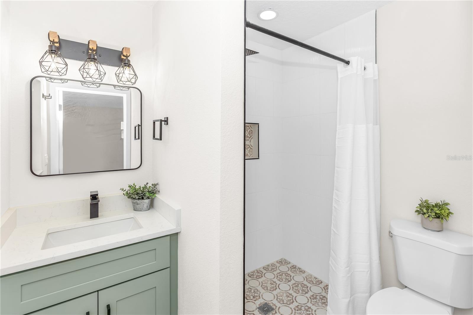 NIELSEN REP TURNBULL SHORES - Residential