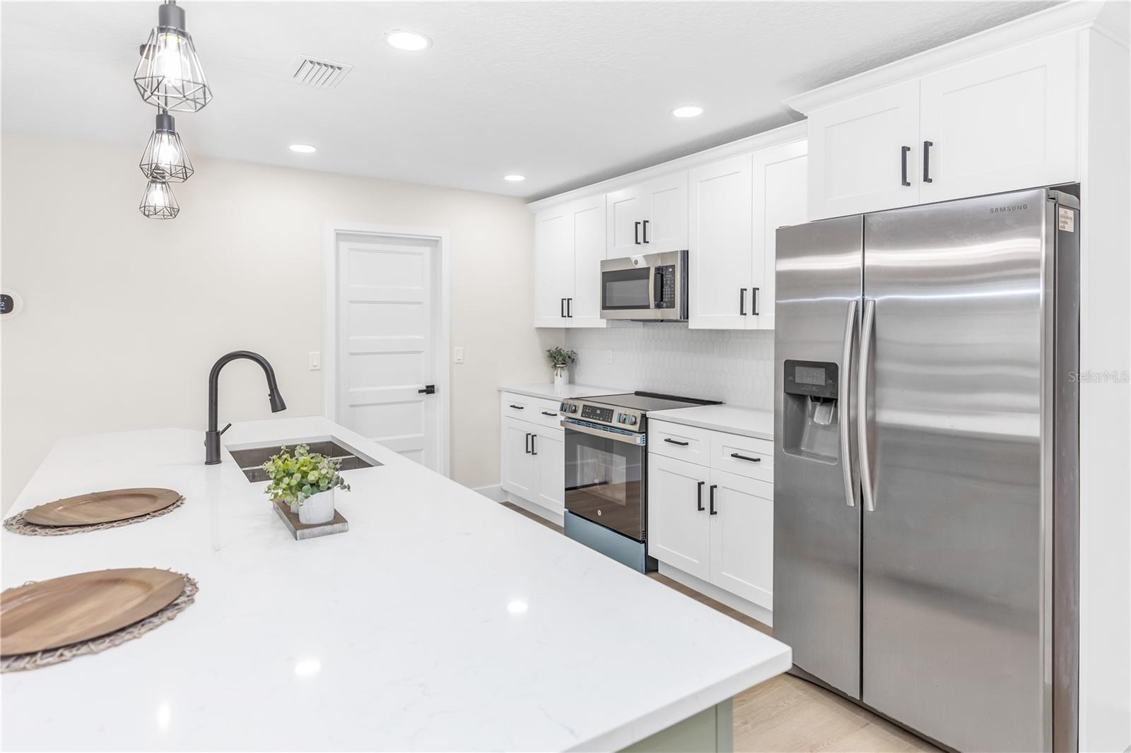 NIELSEN REP TURNBULL SHORES - Residential