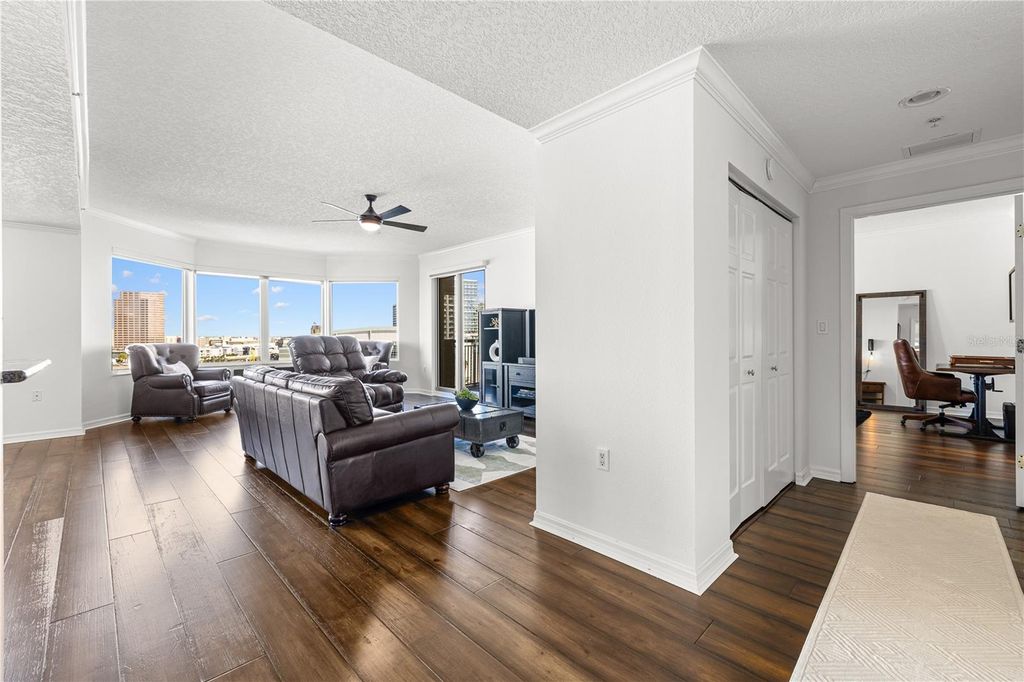 Photo of 371 Channelside Walk Way #1103, Tampa, FL 33602 (MLS # TB8440546)