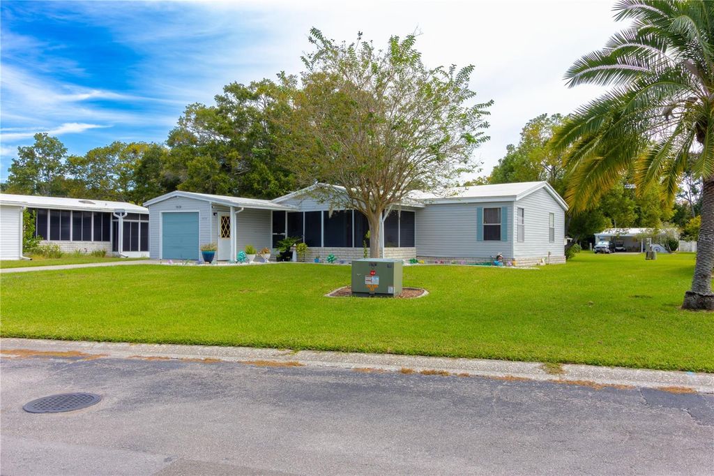 Photo of 1424 Cross Bow Lane, Spring Hill, FL 34607 (MLS # W7879202)