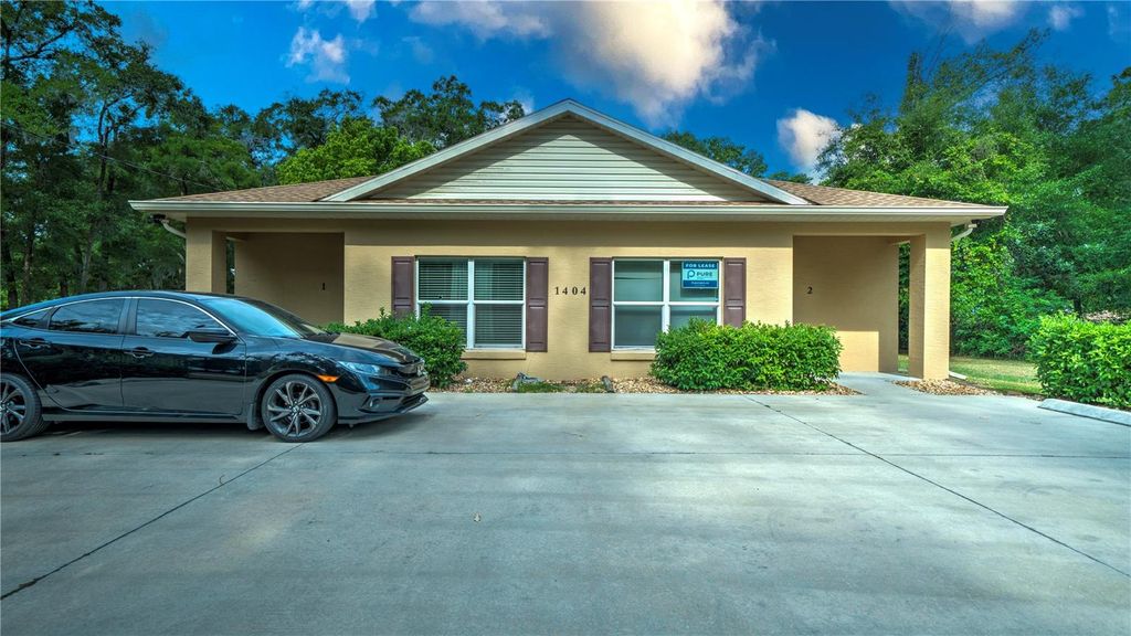 Photo of 1404 NW 18th Avenue, Ocala, FL 34475 (MLS # O6407317)