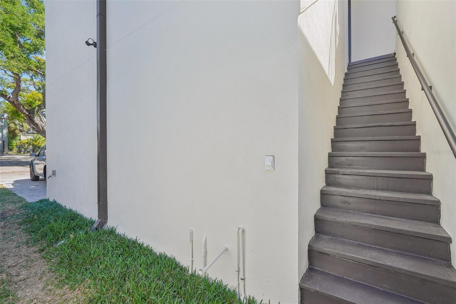 NEAR BAY SUB - Residential Lease