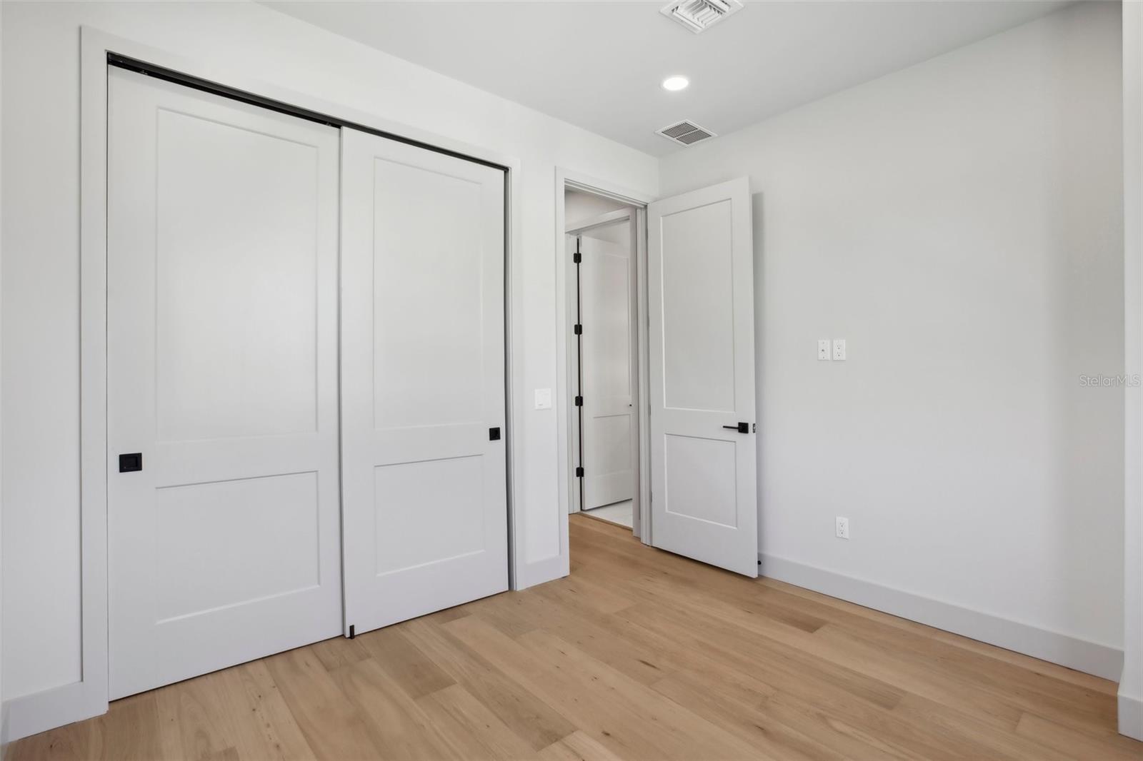 NEAR BAY SUB - Residential Lease