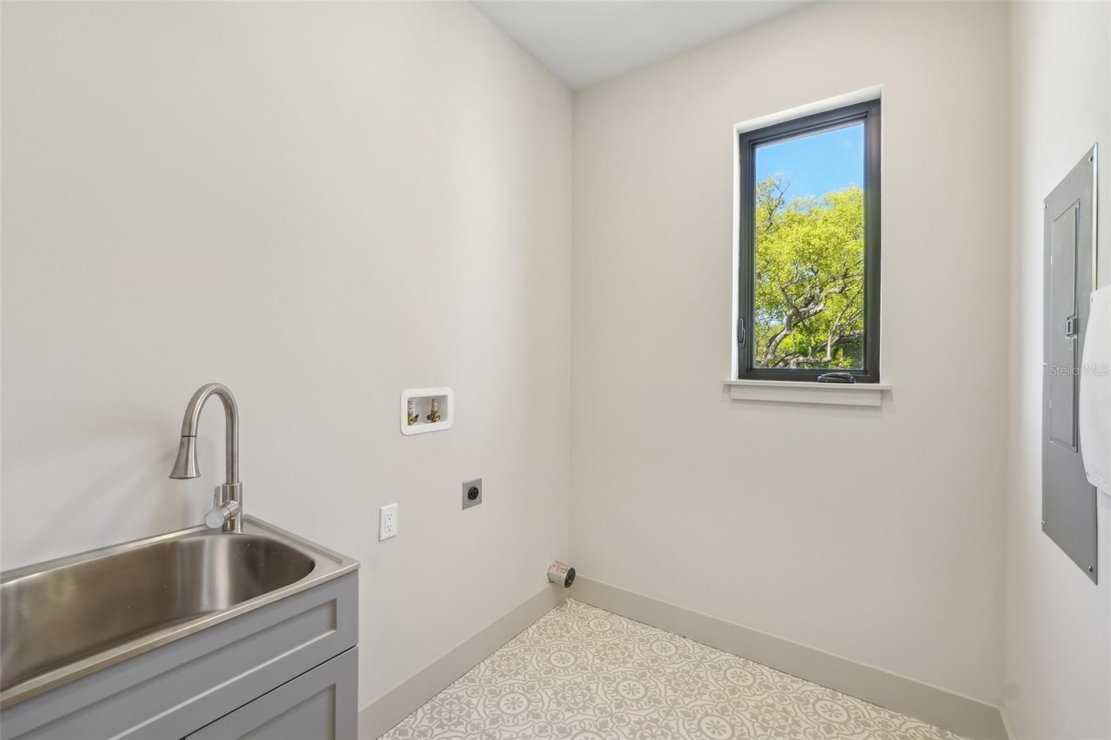 NEAR BAY SUB - Residential Lease