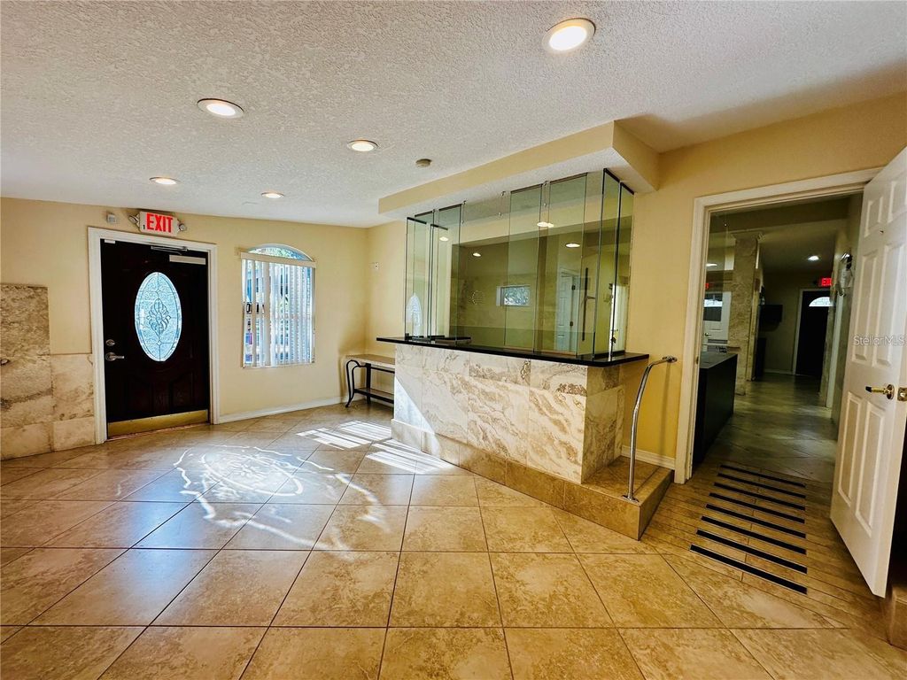 Photo of 220 N Tuttle Avenue, Sarasota, FL 34237 (MLS # A4633993)