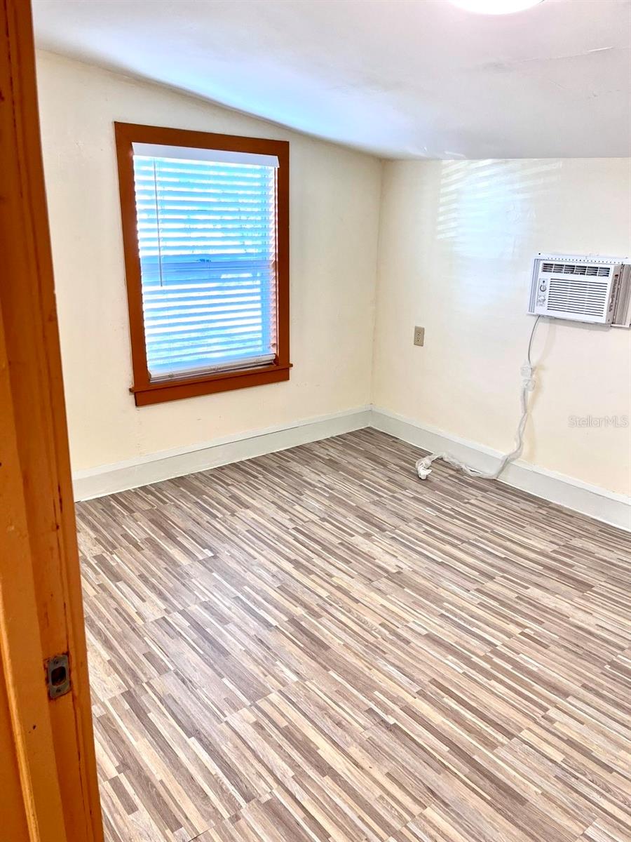 TWIN LAKE PARK RESUB - Residential