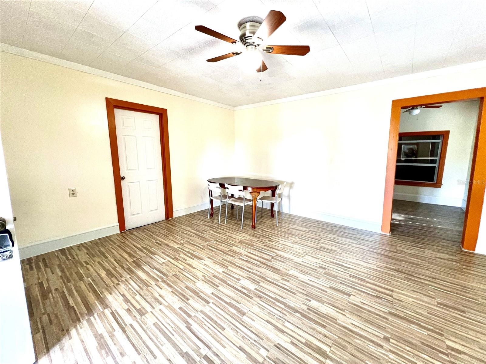 TWIN LAKE PARK RESUB - Residential