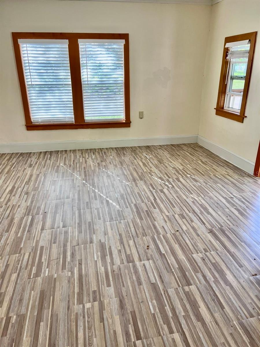 TWIN LAKE PARK RESUB - Residential