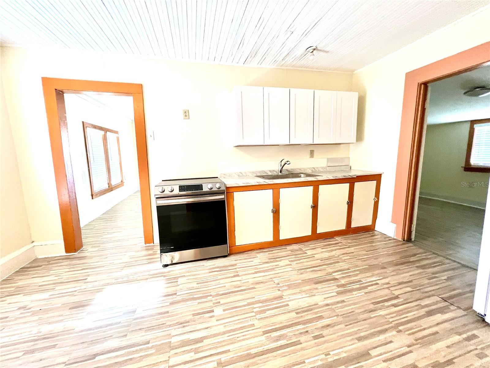 TWIN LAKE PARK RESUB - Residential