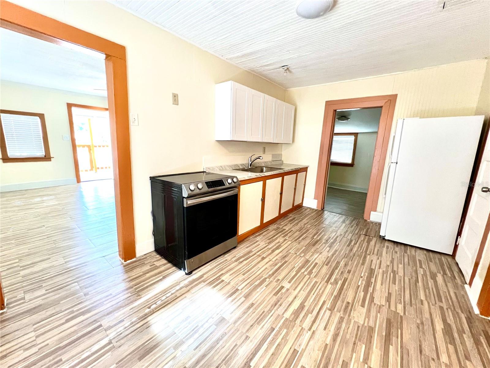 TWIN LAKE PARK RESUB - Residential