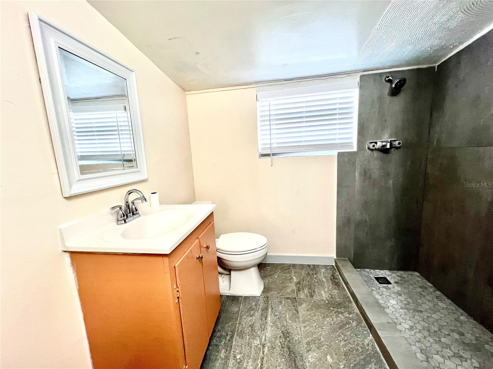 TWIN LAKE PARK RESUB - Residential