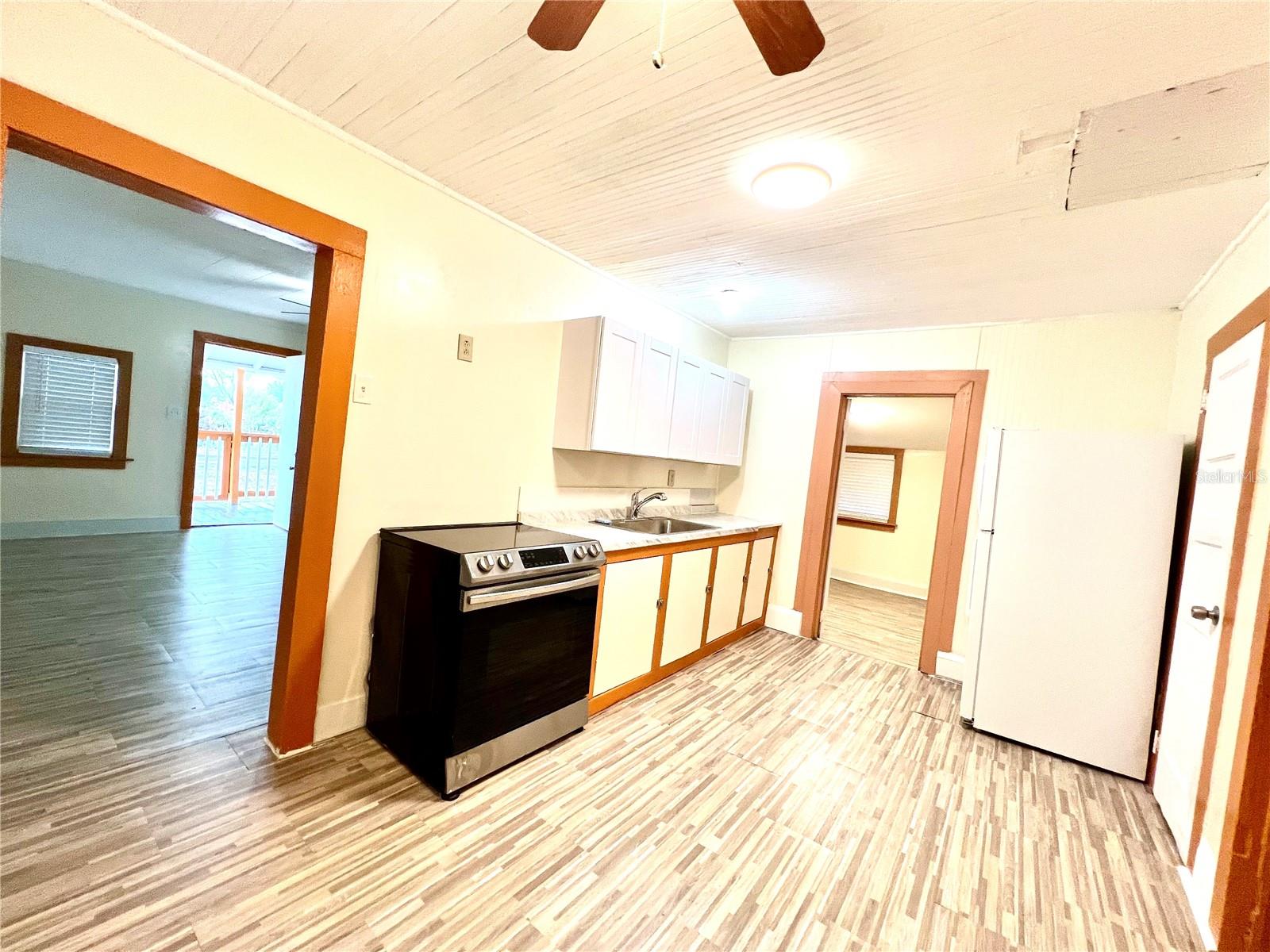 TWIN LAKE PARK RESUB - Residential