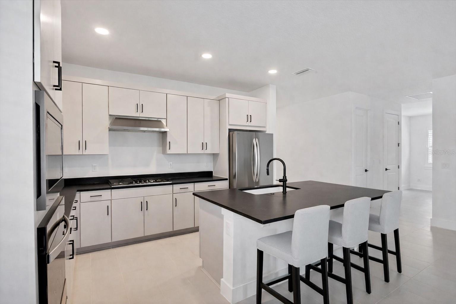 18575 MIDSUMMER PLACE