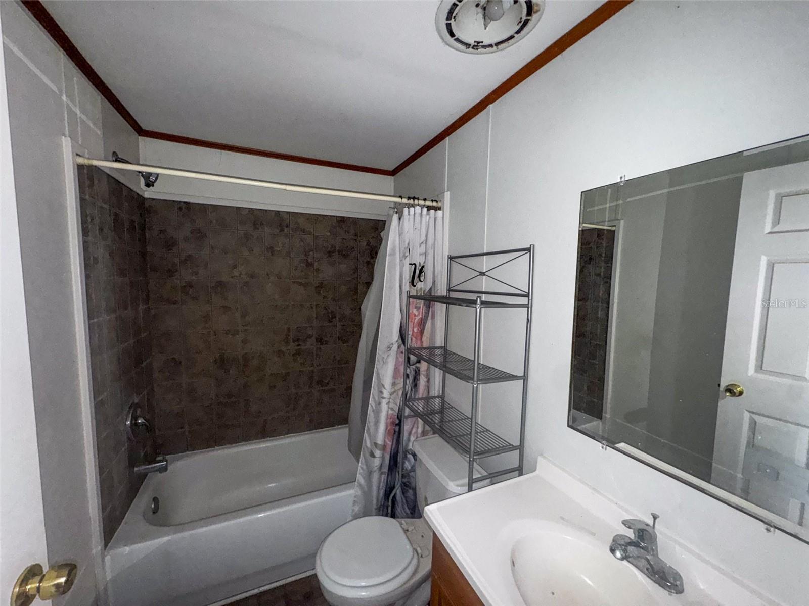 CREEKSIDE FOREST - Residential