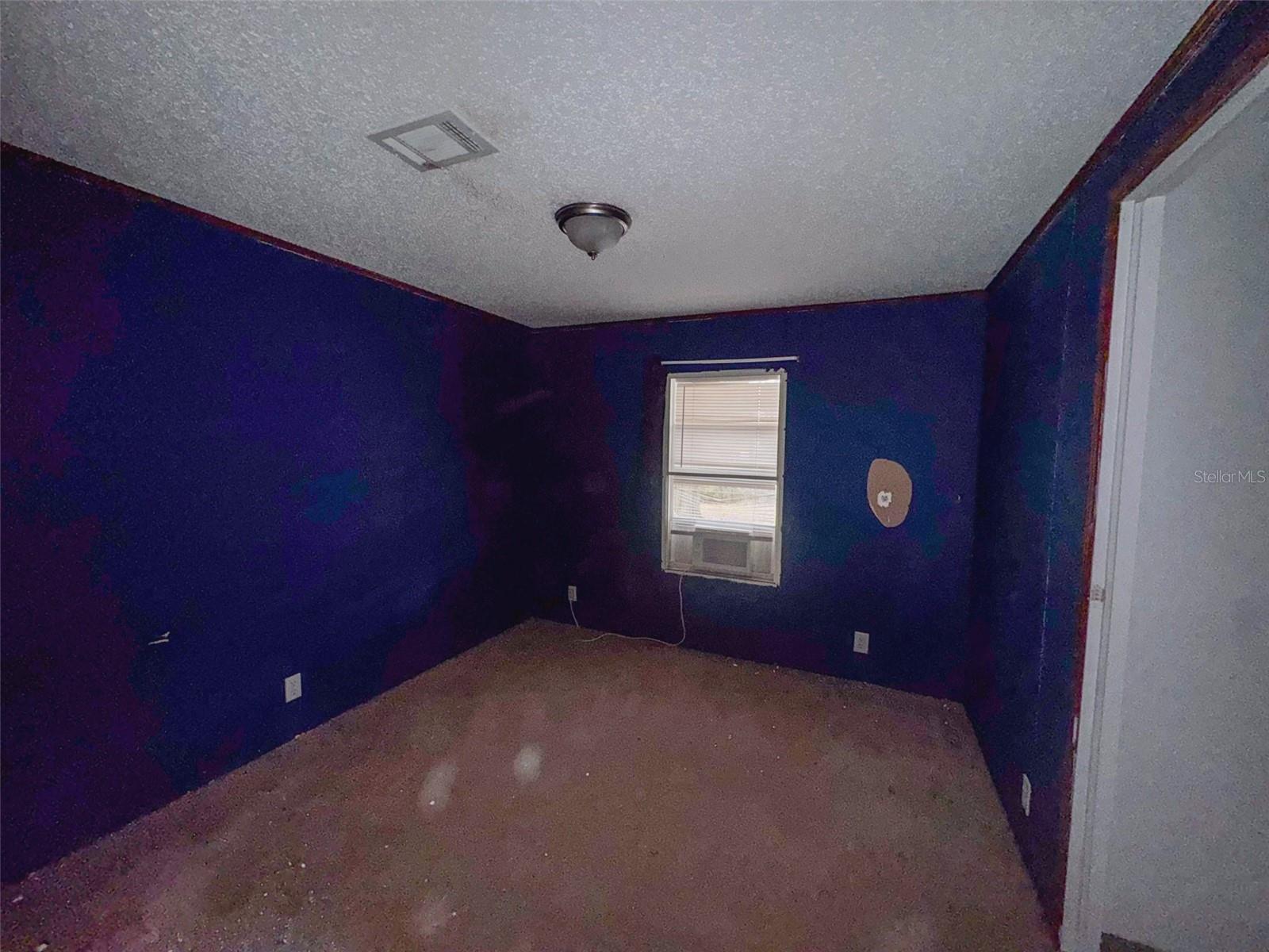 CREEKSIDE FOREST - Residential