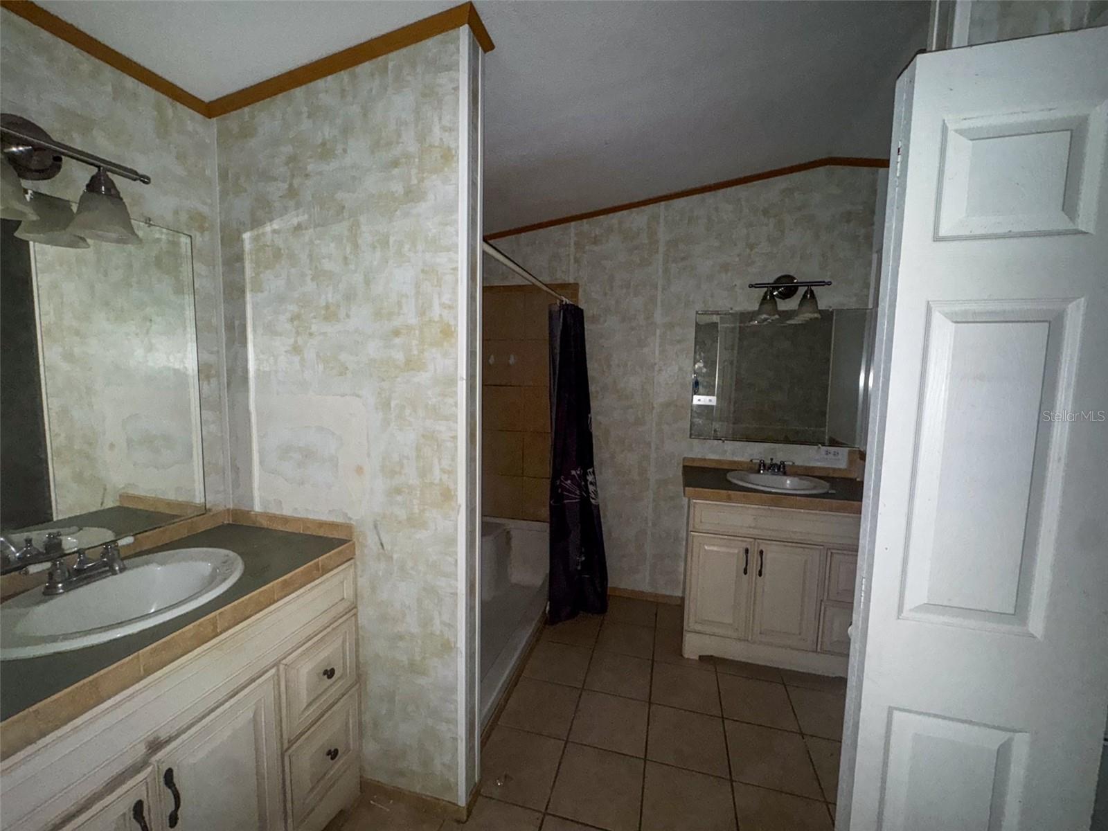 CREEKSIDE FOREST - Residential