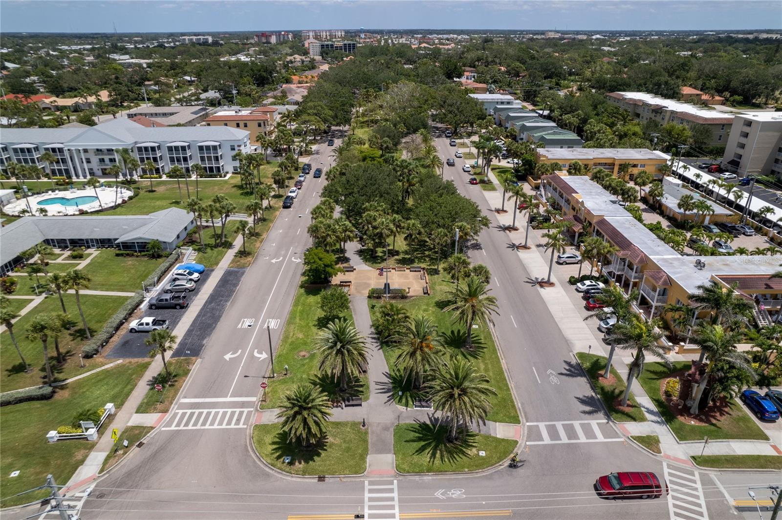 BEACH PARK - Residential