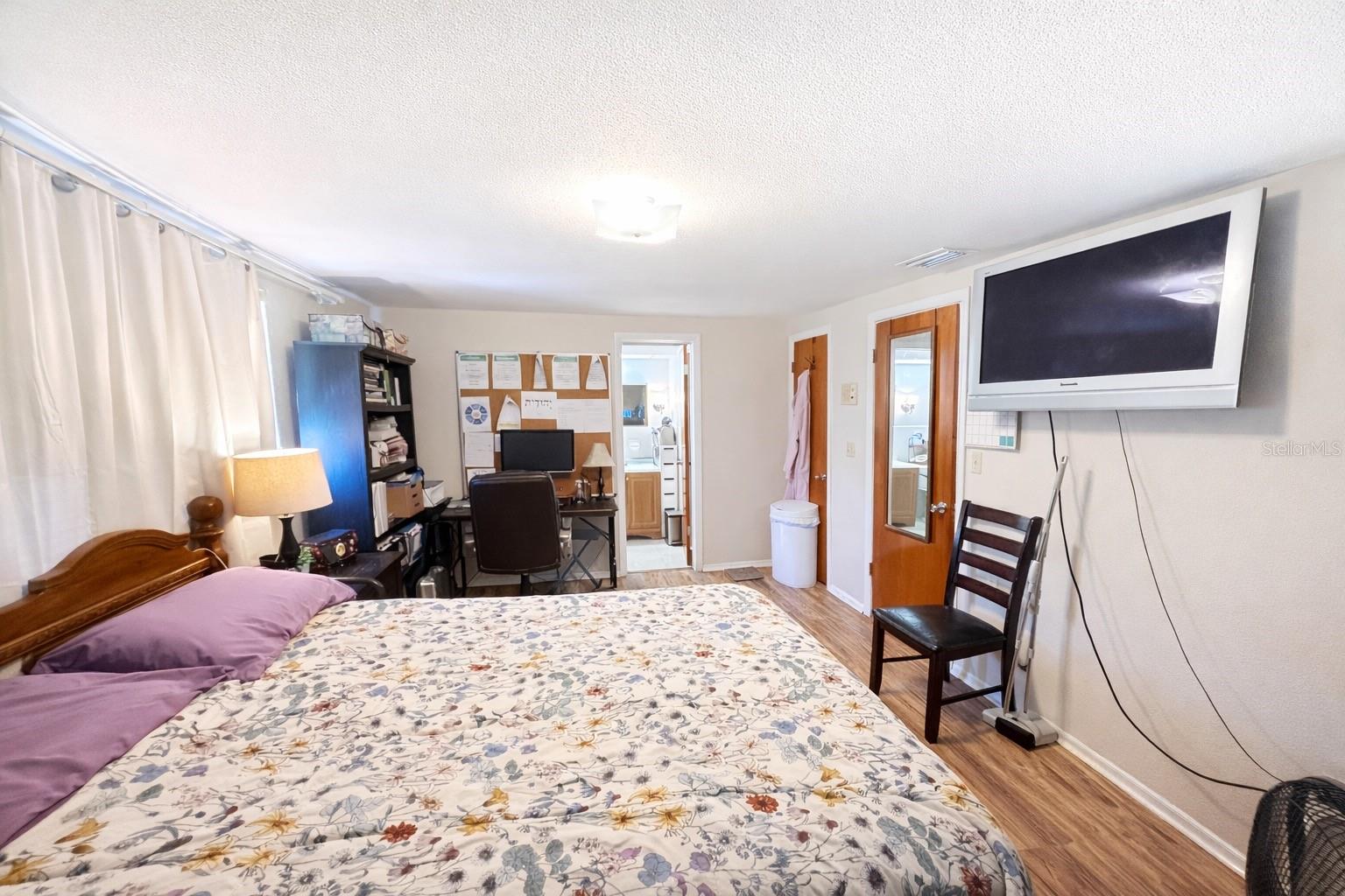 HOLIDAY GARDENS ESTATES - Residential