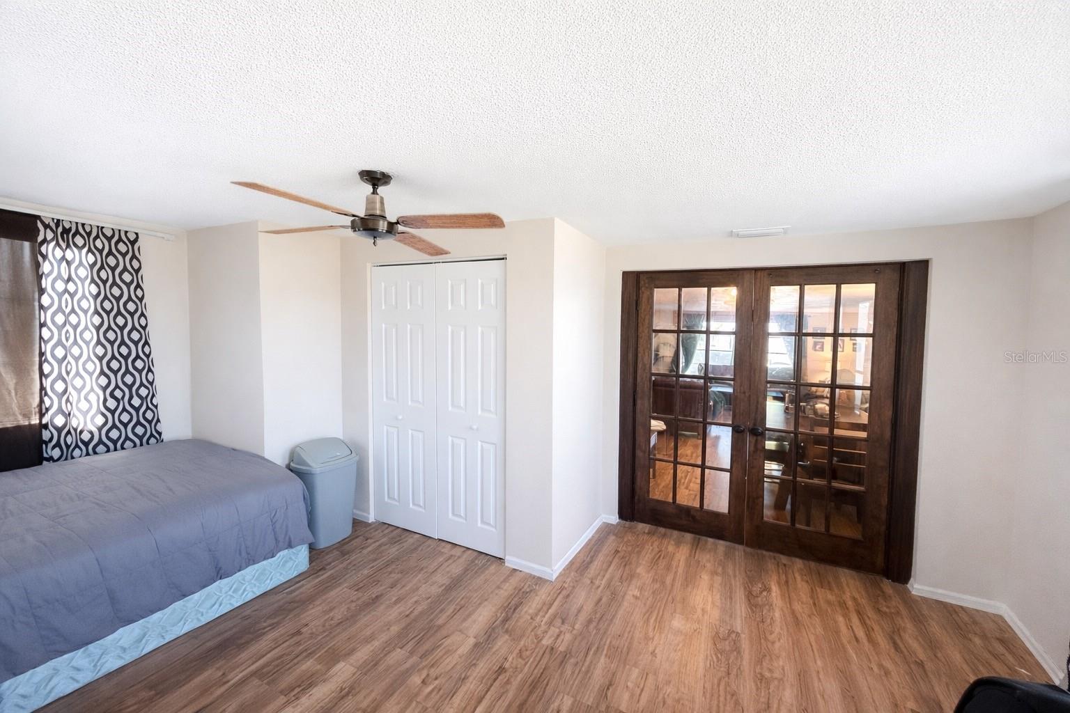 HOLIDAY GARDENS ESTATES - Residential