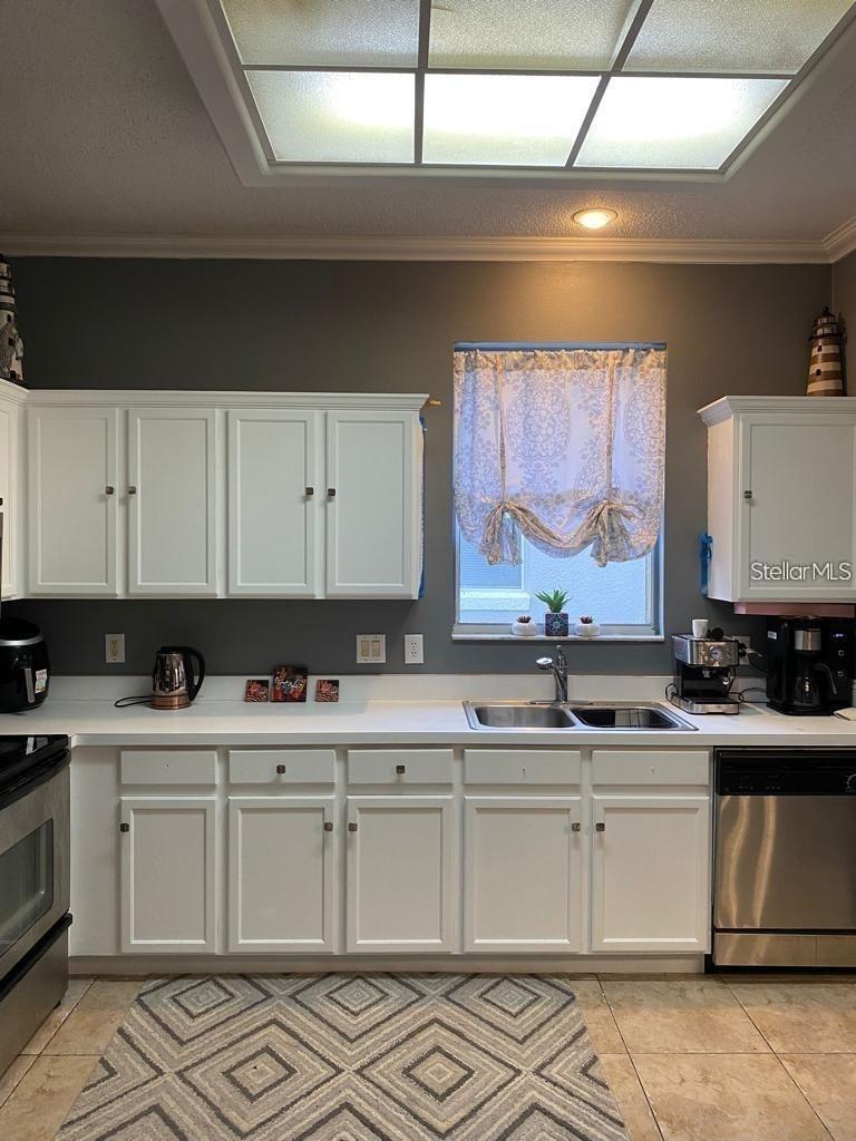 WOODBRIDGE AT MEADOW WOODS - Residential Lease