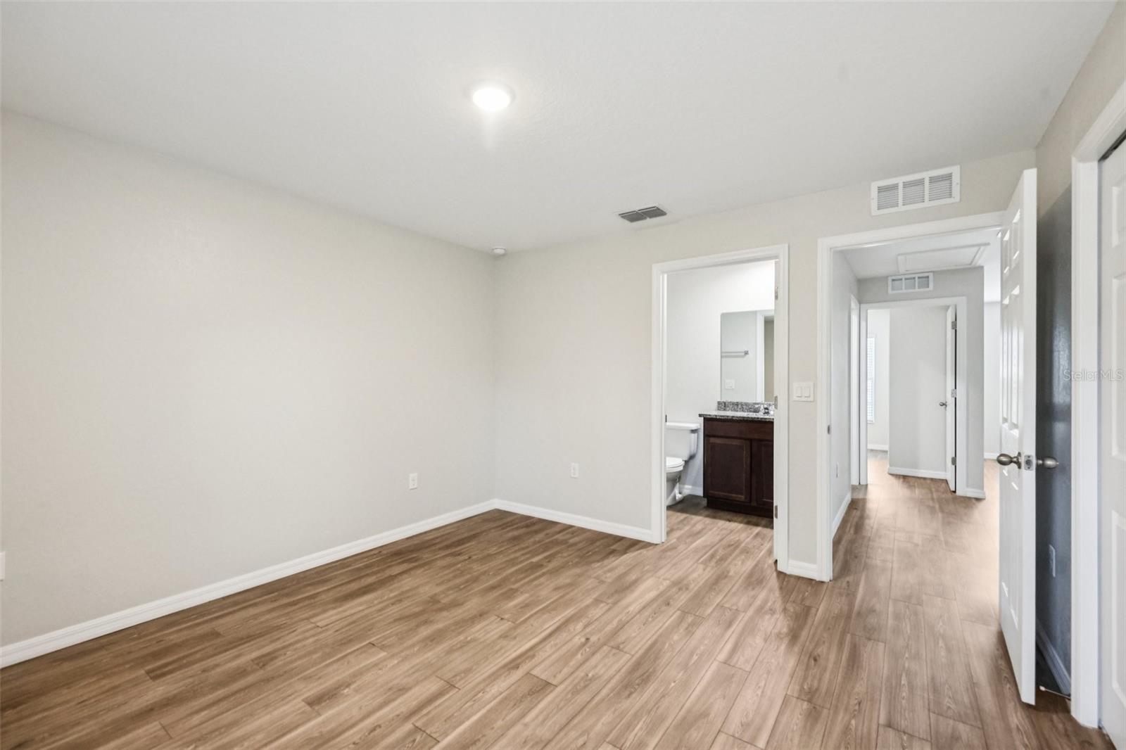 MARION OAKS UN 09 - Residential Income