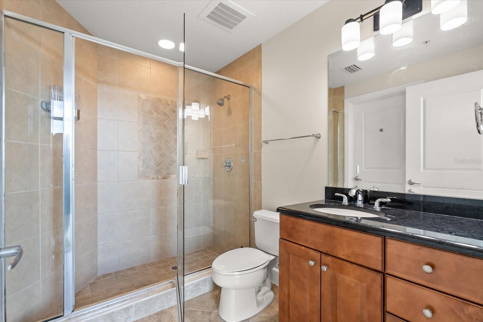 101 EOLA - Residential Lease