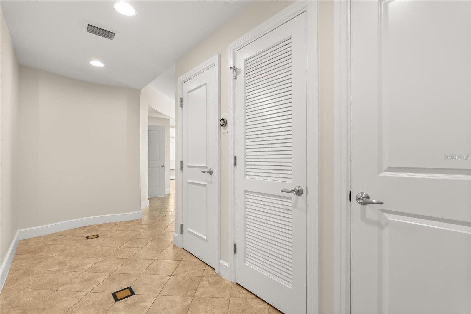 101 EOLA - Residential Lease