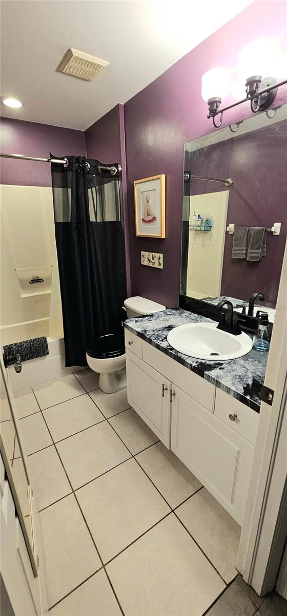 MIRROR LAKES - Residential