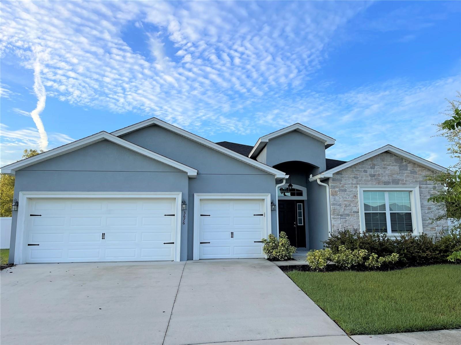 South Lakeland Beautiful 4 Bedroom 3 Bath, Office and Pool home in Towne Park. Spacious formal living room/ dining room combination plus a family room with sliding doors to the lanai and pool area. Triple Split Plan with the Master bedroom and bath suite with a garden tub, private toilet, large shower and walk-in closet. Oversized 3 car garage, vinyl fenced backyard Screen Enclosed Pool. Community Walking Trail behind the house. Easy access to I4, Lakeland Airport, Polk Parkway, Medical, and Shopping.