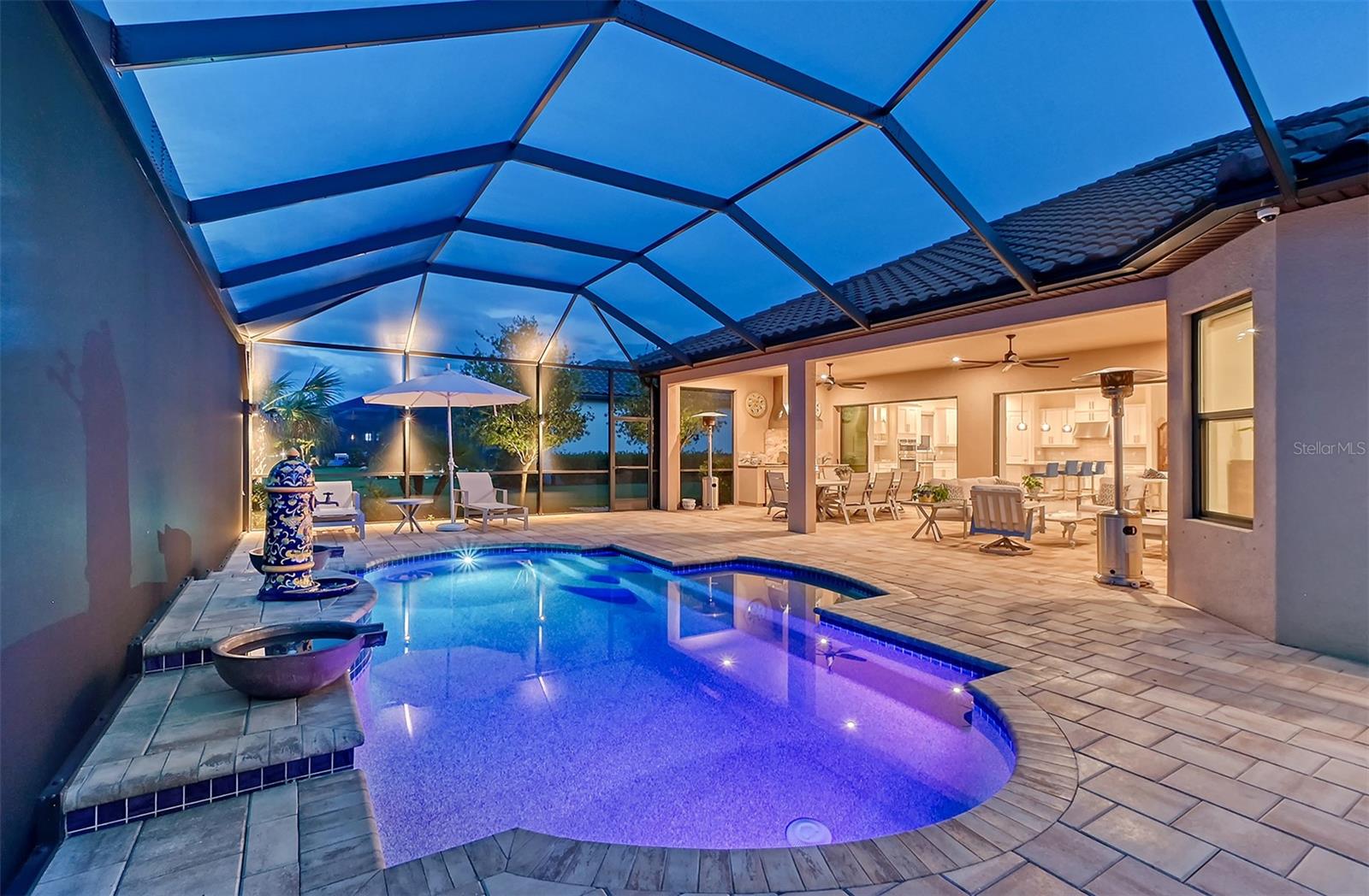 AZARIO ESPLANADE PH II SUBPH C-O - Residential Lease