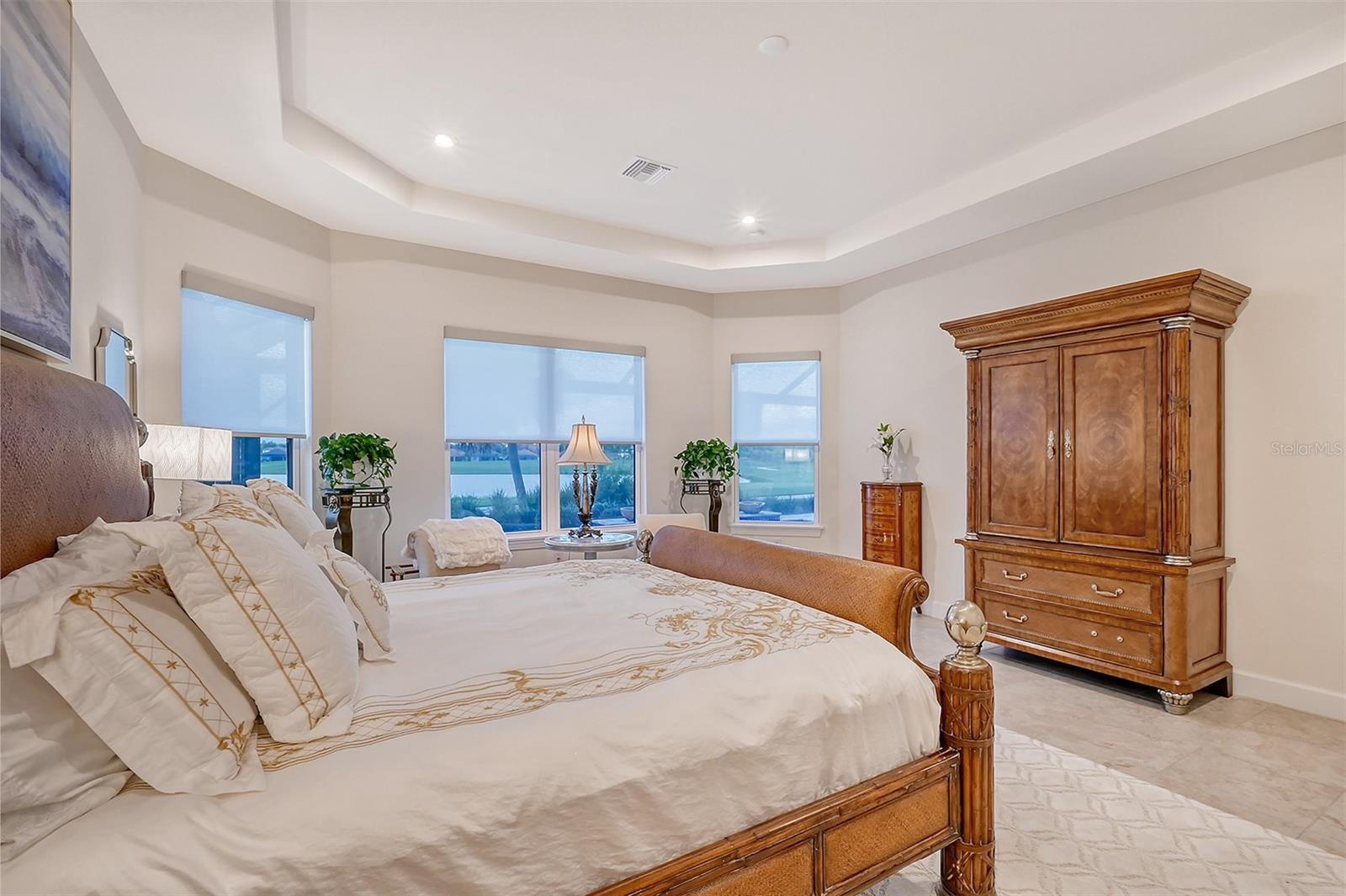 AZARIO ESPLANADE PH II SUBPH C-O - Residential Lease