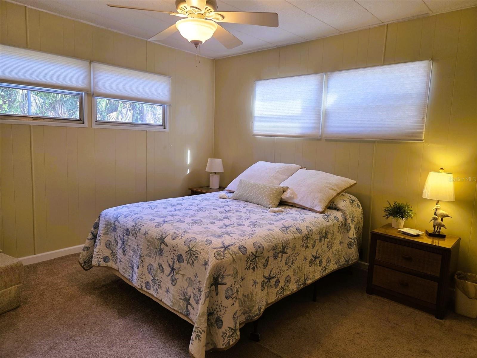 OAKWOOD MANOR - Residential