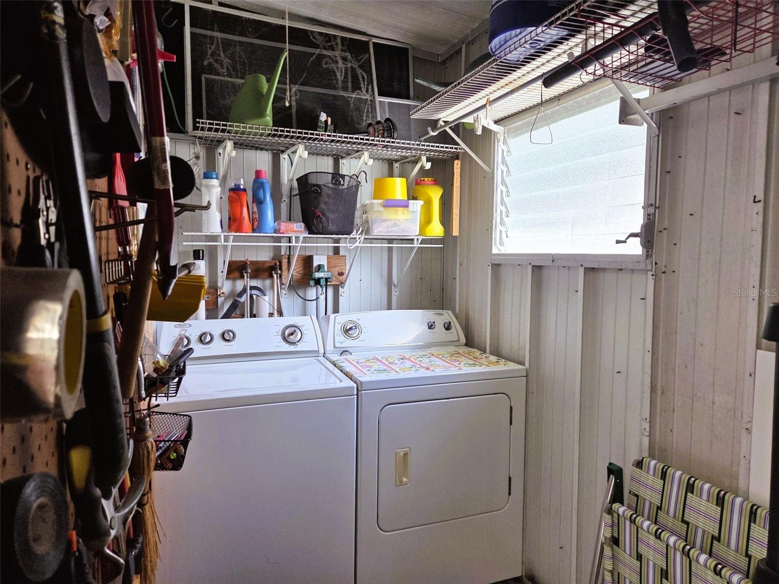 OAKWOOD MANOR - Residential