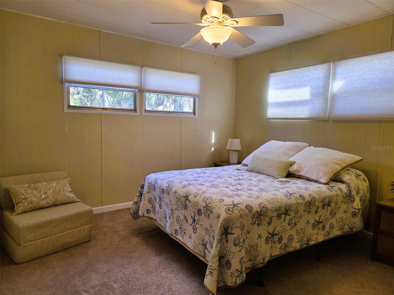 OAKWOOD MANOR - Residential