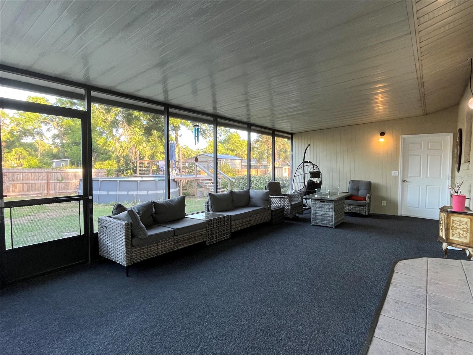 407 POINSETTIA AVENUE