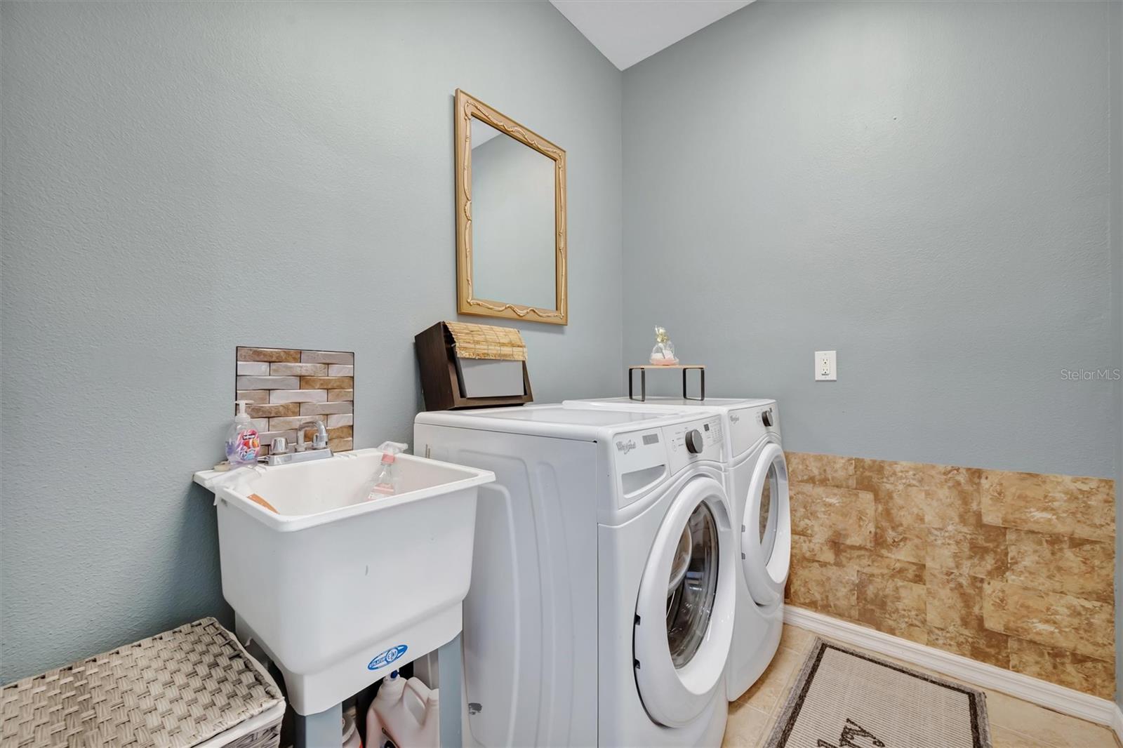 VILLAGES AT PINETREE MARSH PINE ENCLAVE - Residential