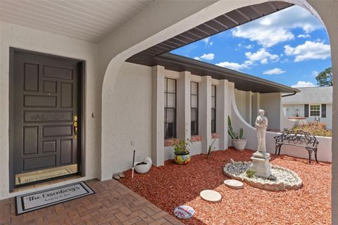 Tiny photo for 5 Mangrove Court S, Homosassa, FL 34446 (MLS # TB8493756)