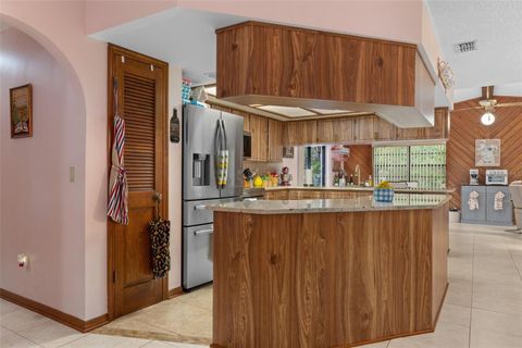 Tiny photo for 5 Mangrove Court S, Homosassa, FL 34446 (MLS # TB8493756)