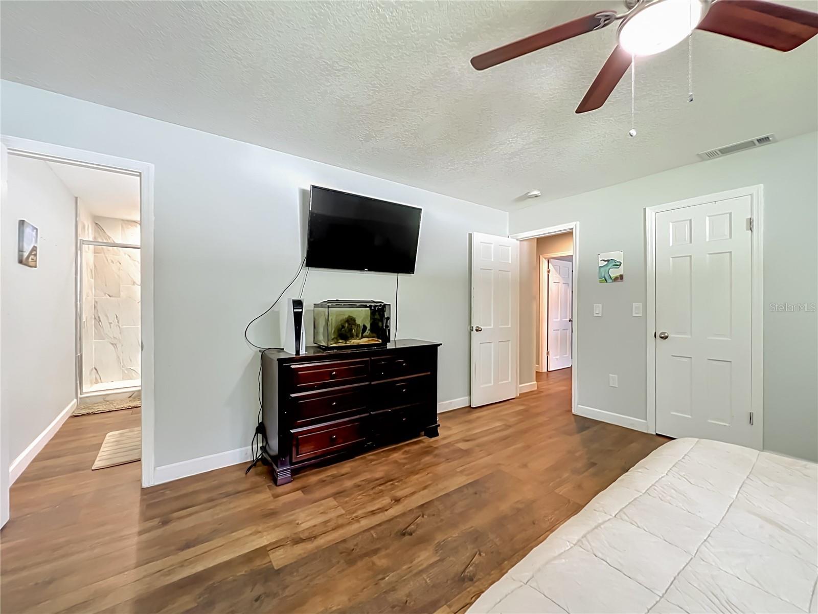 SPRING VALLEY FARMS SEC 04 - Residential