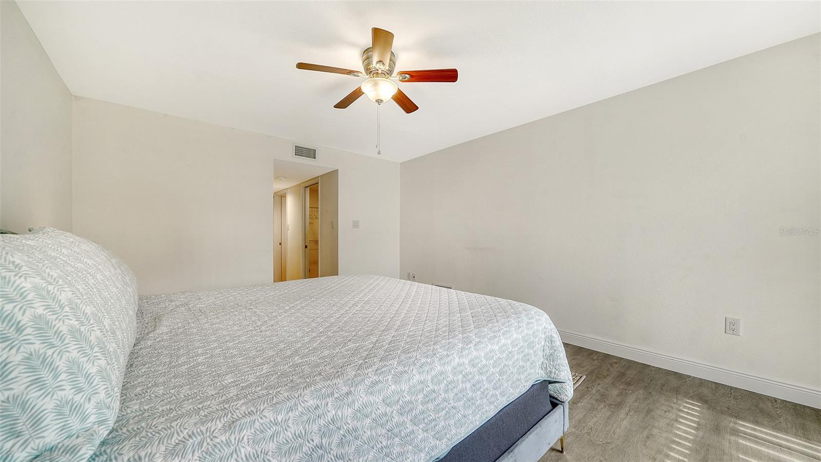 WILLOW GREEN - Residential Lease