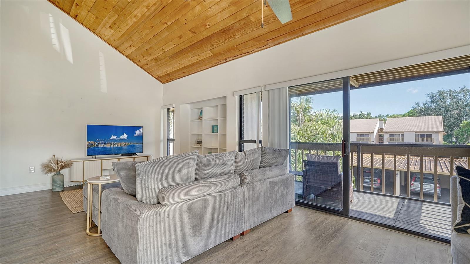WILLOW GREEN - Residential Lease