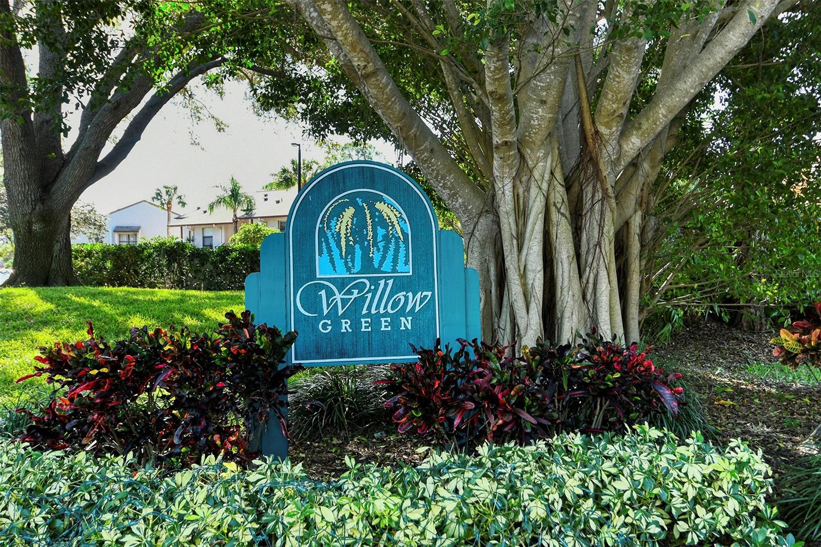 WILLOW GREEN - Residential Lease