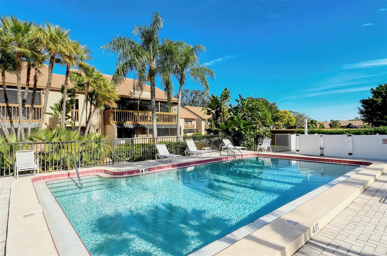 WILLOW GREEN - Residential Lease