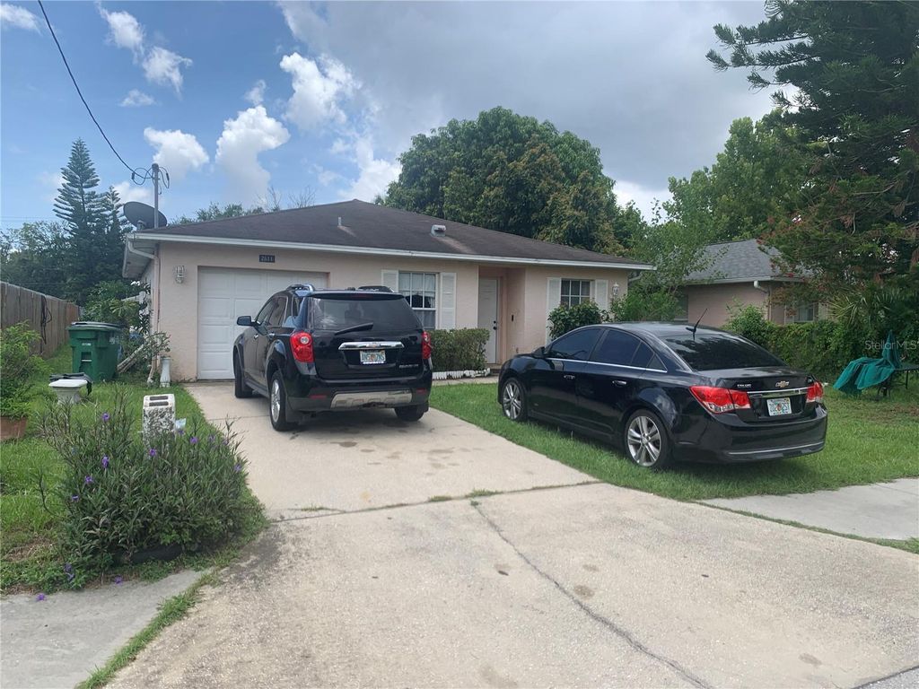 Photo of 2611 E 10th Avenue, Tampa, FL 33605 (MLS # TB8407546)