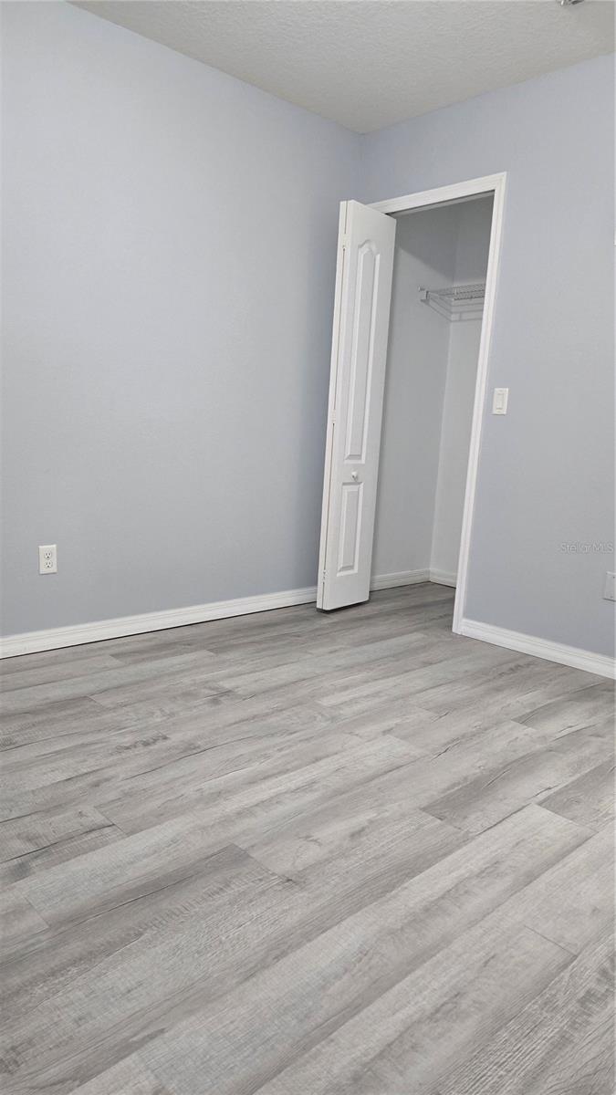 WINDSOR LAKE TWNHMS EAST - Residential Lease